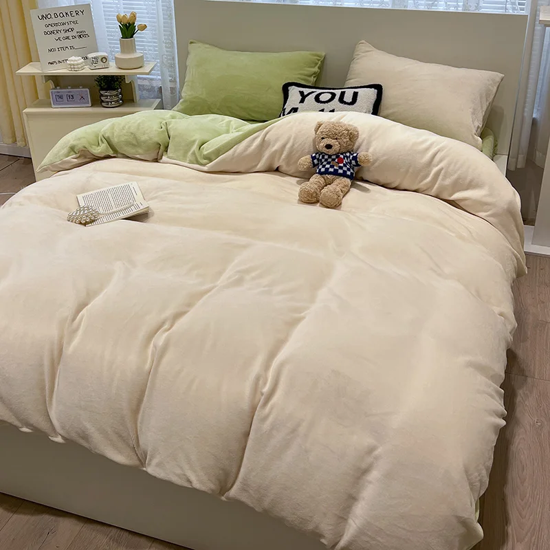 Short Wool Milk Edging Velvet Comforter Set Queen Size Bed Sheet Set Velvet Bedding Set
