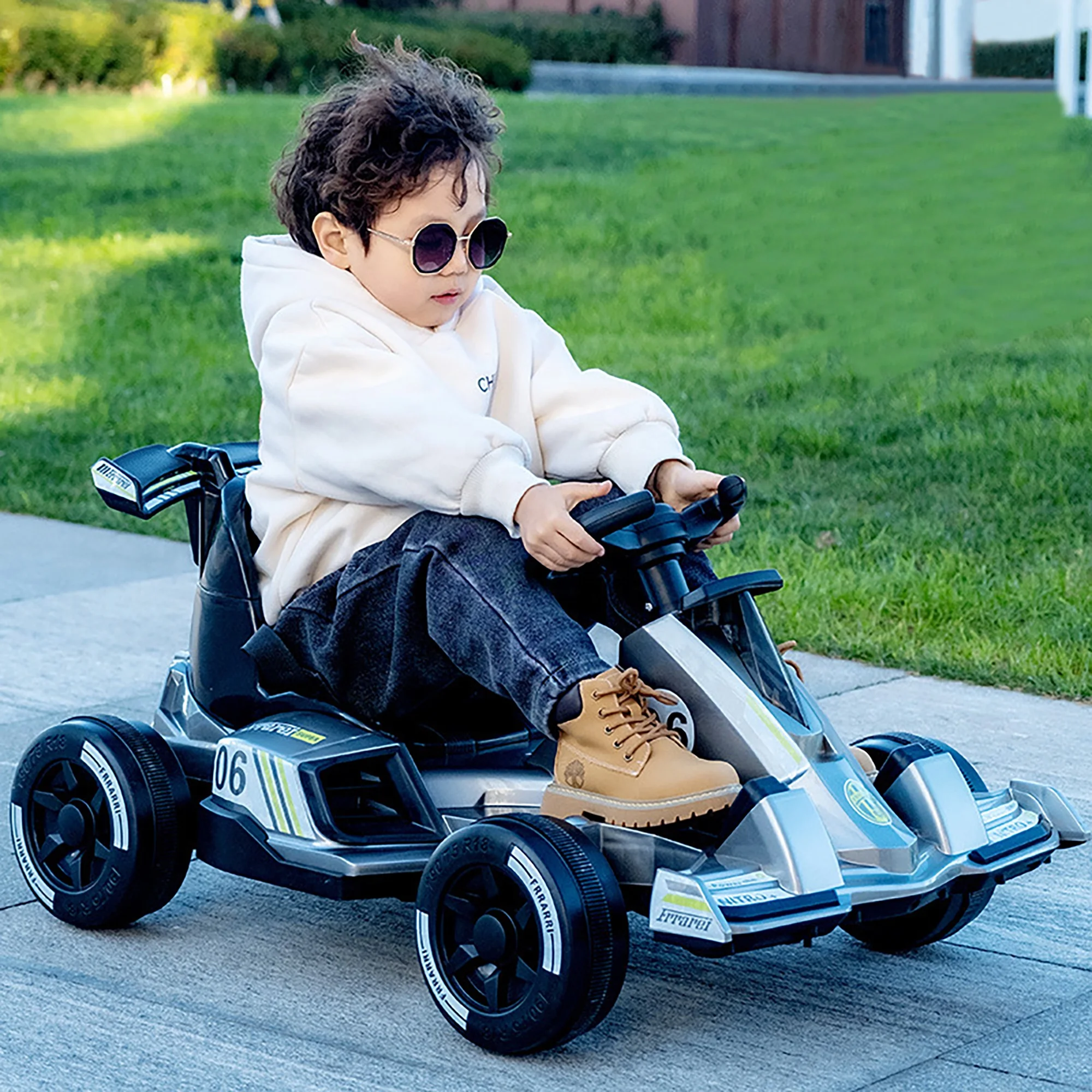 Ride-on cars for kids learning toys Cool go-kart car Spray electric 4WD RC 2.4G 12V 7A large battery Safe Early swing car 380W