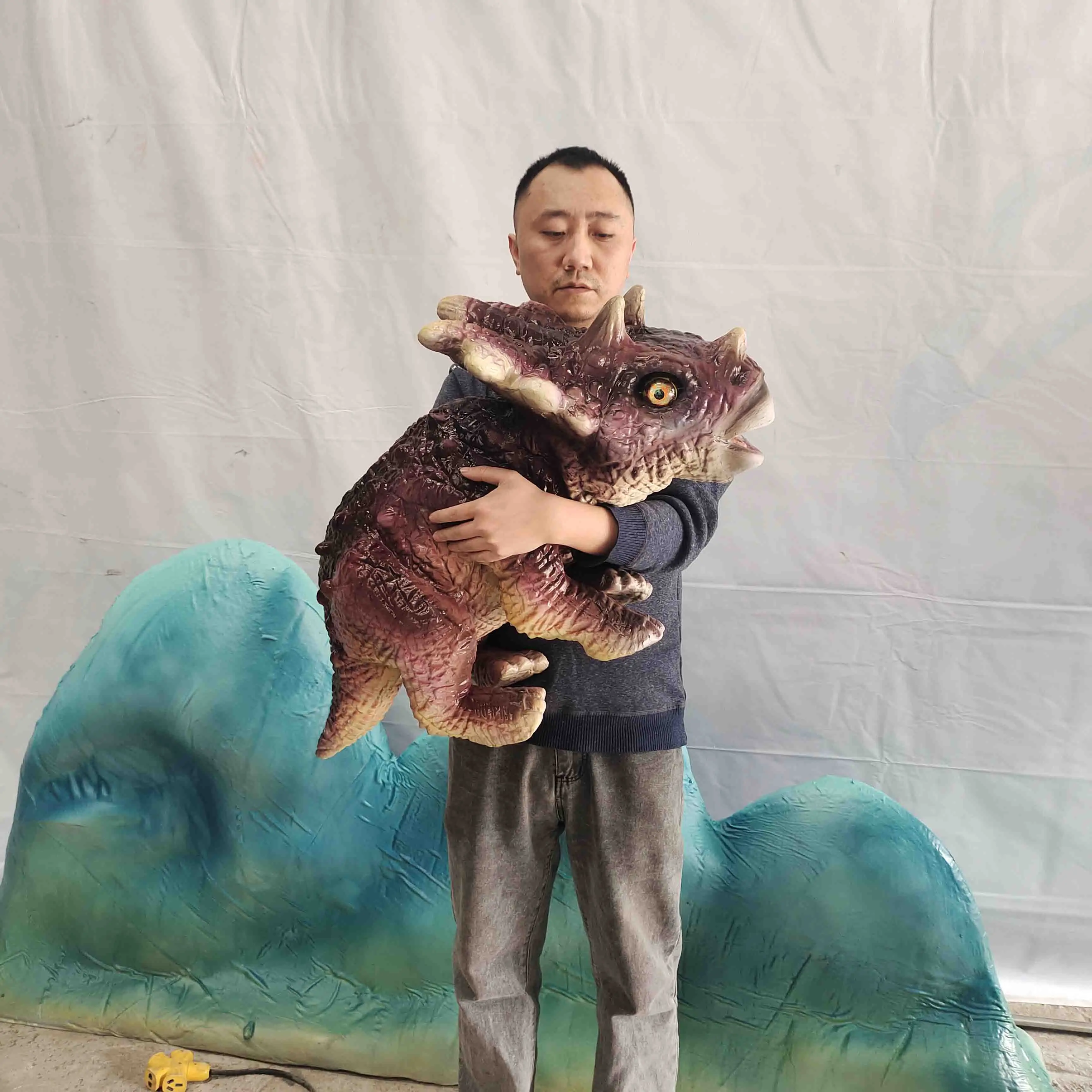 Realistic 3D Dinosaur Baby Small Animatronic Baby Dragon Puppet