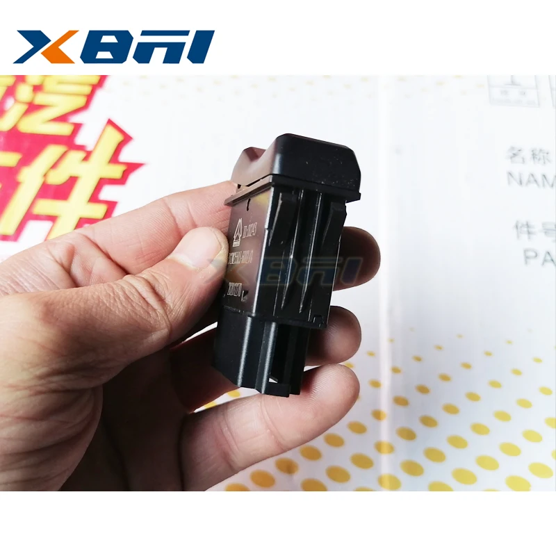 Original horn transfer switch for SITRAK C7H MAX G7H SITRAK C9H SINOTRUK Spare parts Warp-plate Switch 812W25503-6002