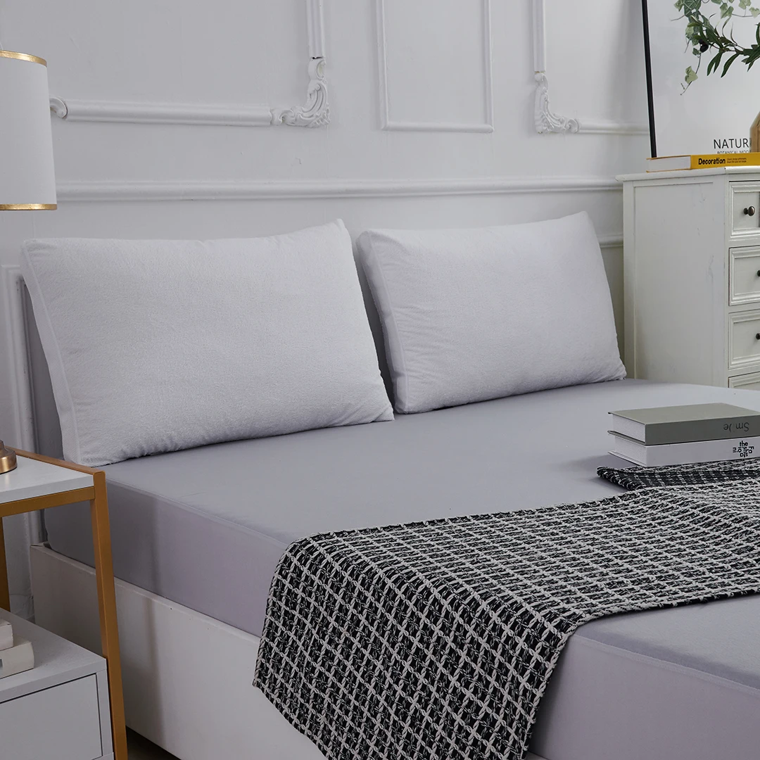 Factory Price Waterproof Mattress Protector Cooling Fabric Same Type Plain Style Bed Protection Pad Home Hospital Use