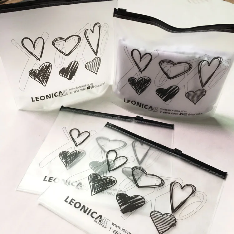 Custom Clear Makeup Bag Organizer Pouches Small PVC Frosted Waterproof Makeup Bag Plastic Cosmetic Bag with Zipper for Women