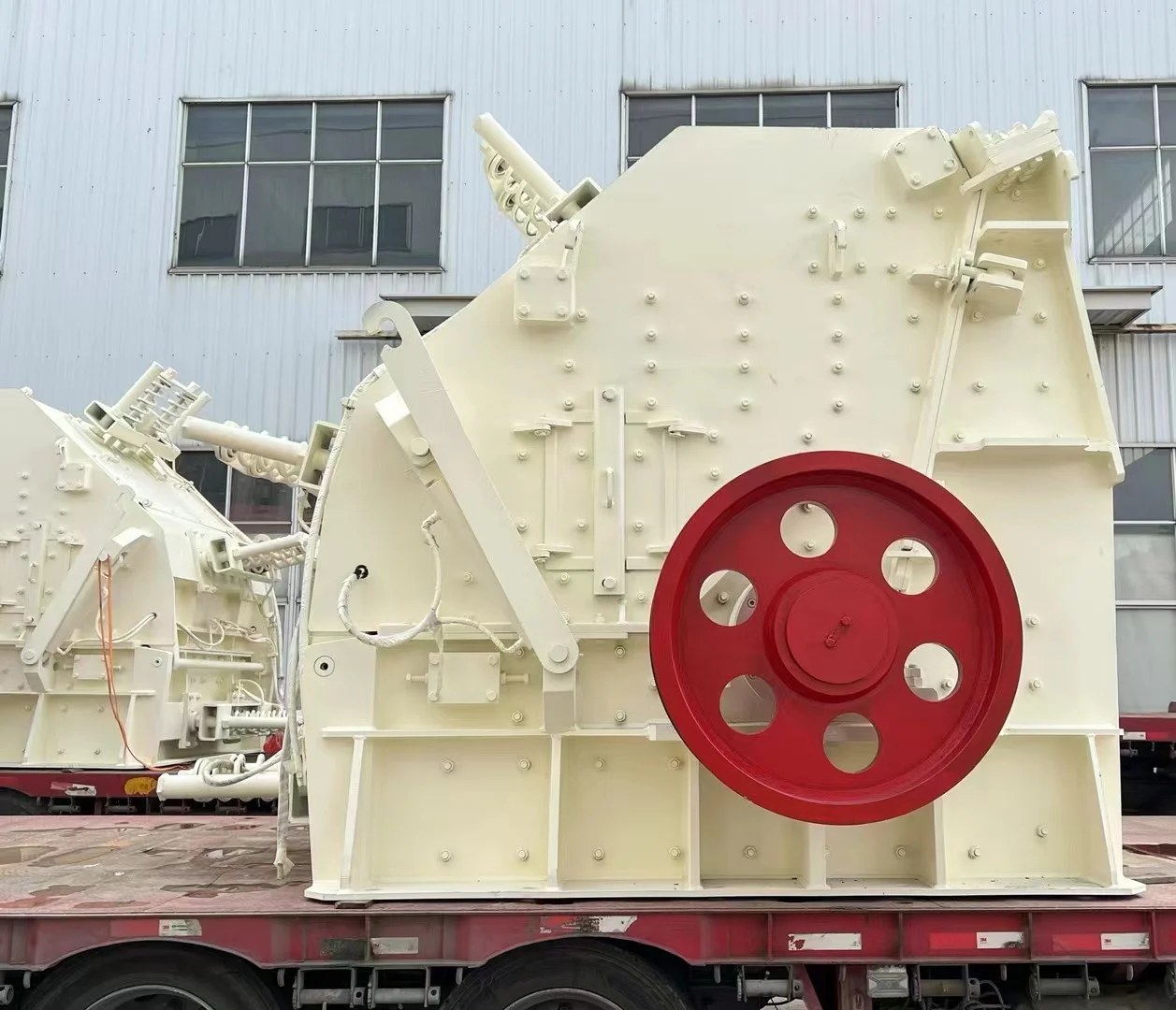 impact crusher Hydraulic adjustment SKF bearing