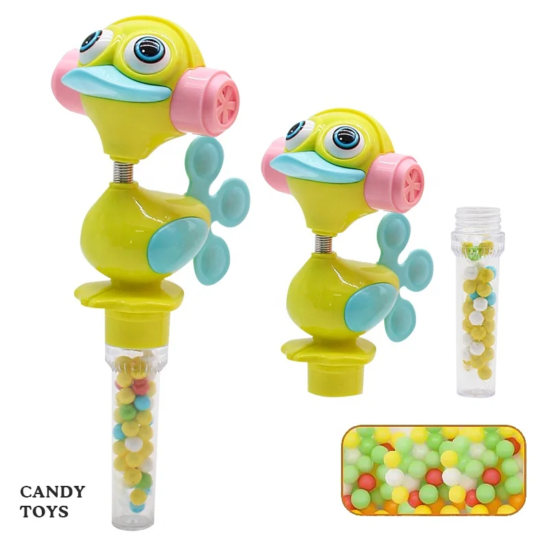 Hot selling products toy with candy Shantou Factory cartoon duck Sweet plastic Candy Toys with sounds