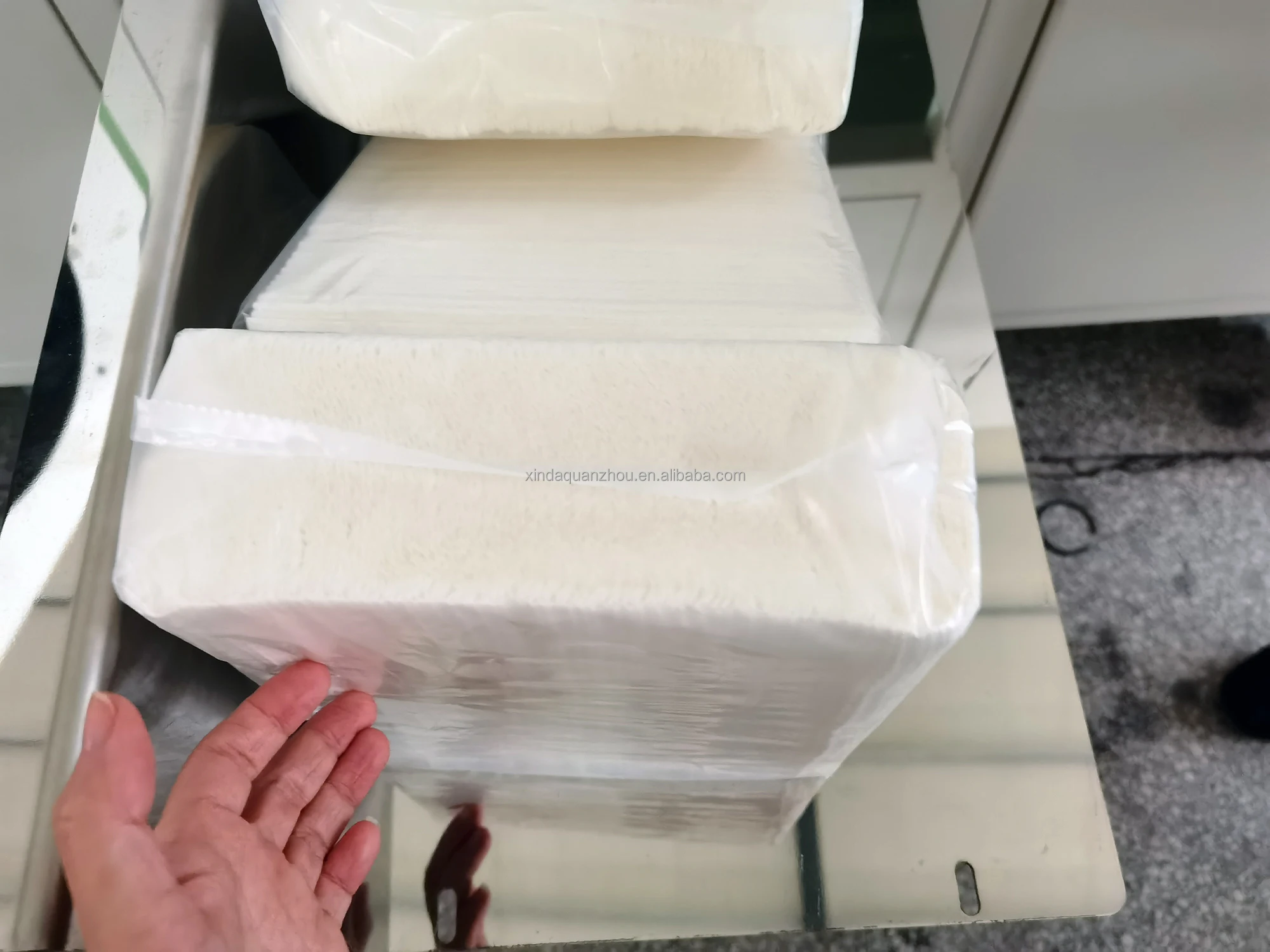 Automatic stacking transfering  Z Folding Hand Towel Tissue Machine line