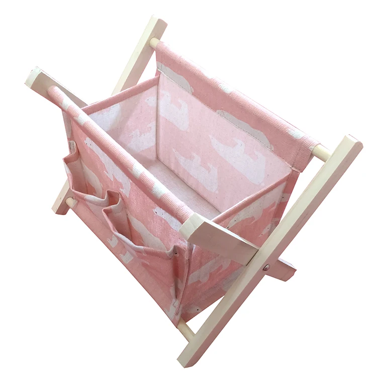 Деревянный стеллаж для магазина с бабочками