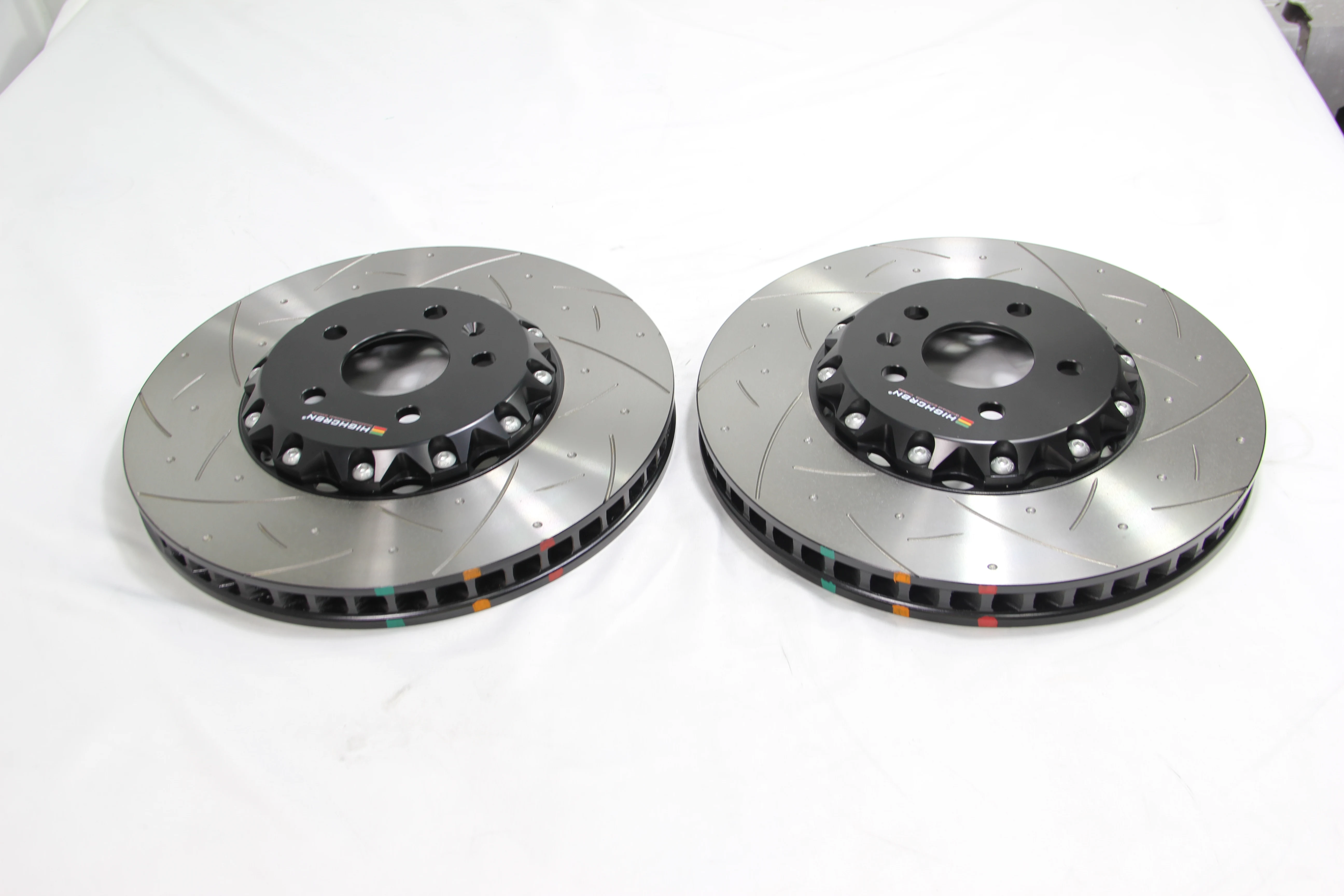 Scribed and perforated modified disc suitable for 2-piece split disc of automotive components of PORSCHE Cayenne 92A