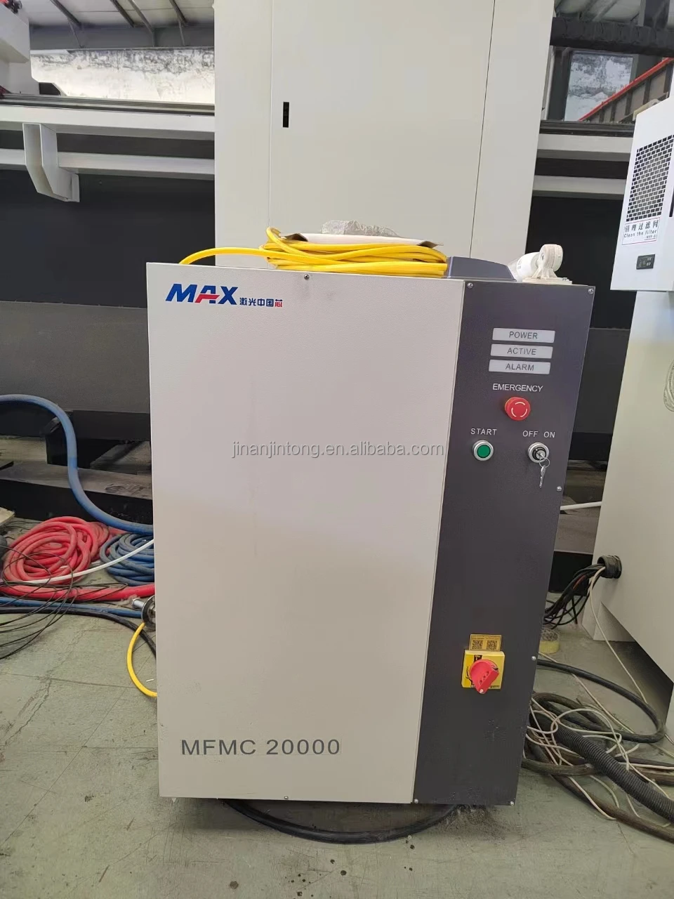 MAX High power MFSC series laser source 6KW 12KW 20KW 30KW Continuous Laser Source For Metal Fiber Laser Cutting Machine
