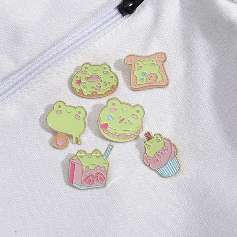 Hot Sale Frog Desserts Cake Cartoon Enamel Nickel Plated Zinc Alloy Hat Pin Metal Crafts Lapel Pin For Gift