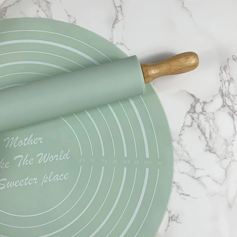 Kitchen Accessories Baking Tools set of silicone rolling pin Wooden Handle with round Mat