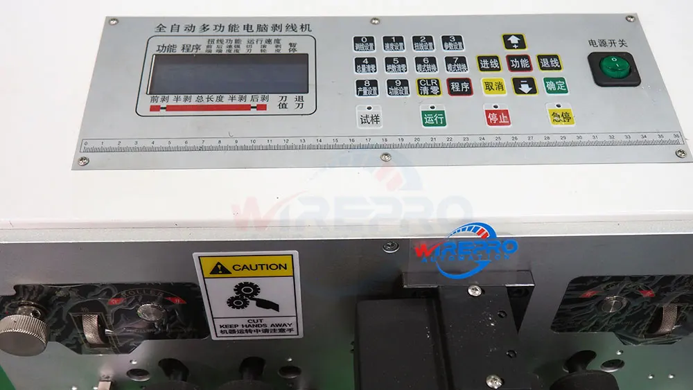 SU-A10 High quality automatic electric wire cable cutter stripper machine for cable size range 0.1-10mm2