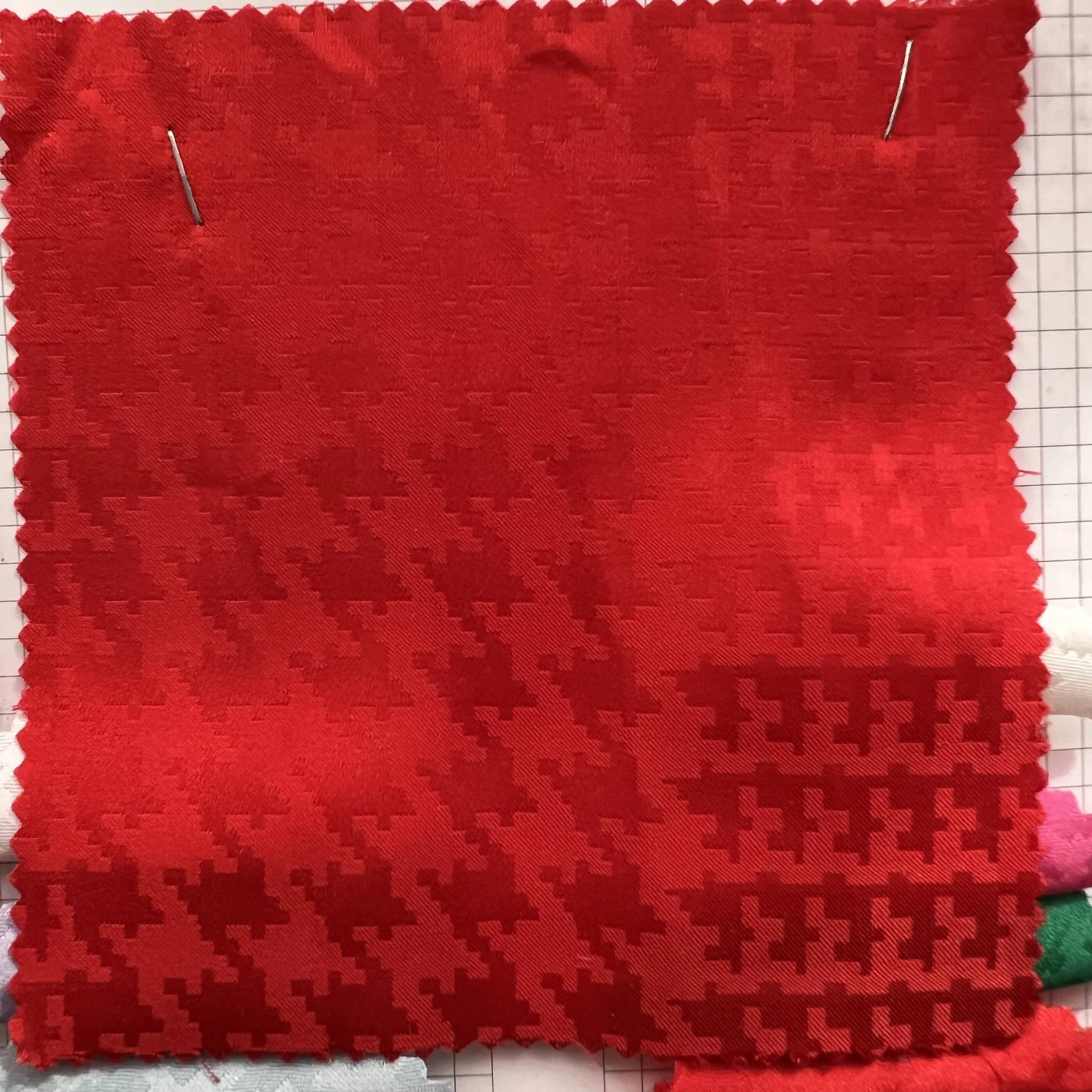 Cheap price breathable brocade blend polyester spandex model jacquard korean Imitation silk material fabrics for clothing