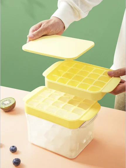 Custom Logo Easy-release Elastic Round Square Silicone Tray Ice Maker With Lid Kitchen Custom Silicone Ice Cube Tray