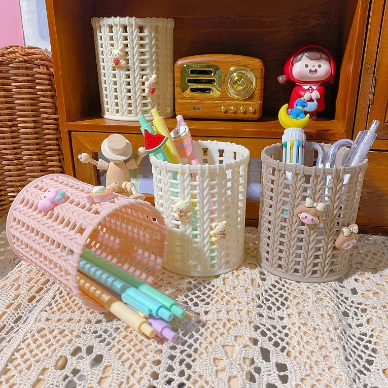 Cute Decorative Round Plastic Woven Pen Holder Student Office Desktop Clutter Collection Bucket