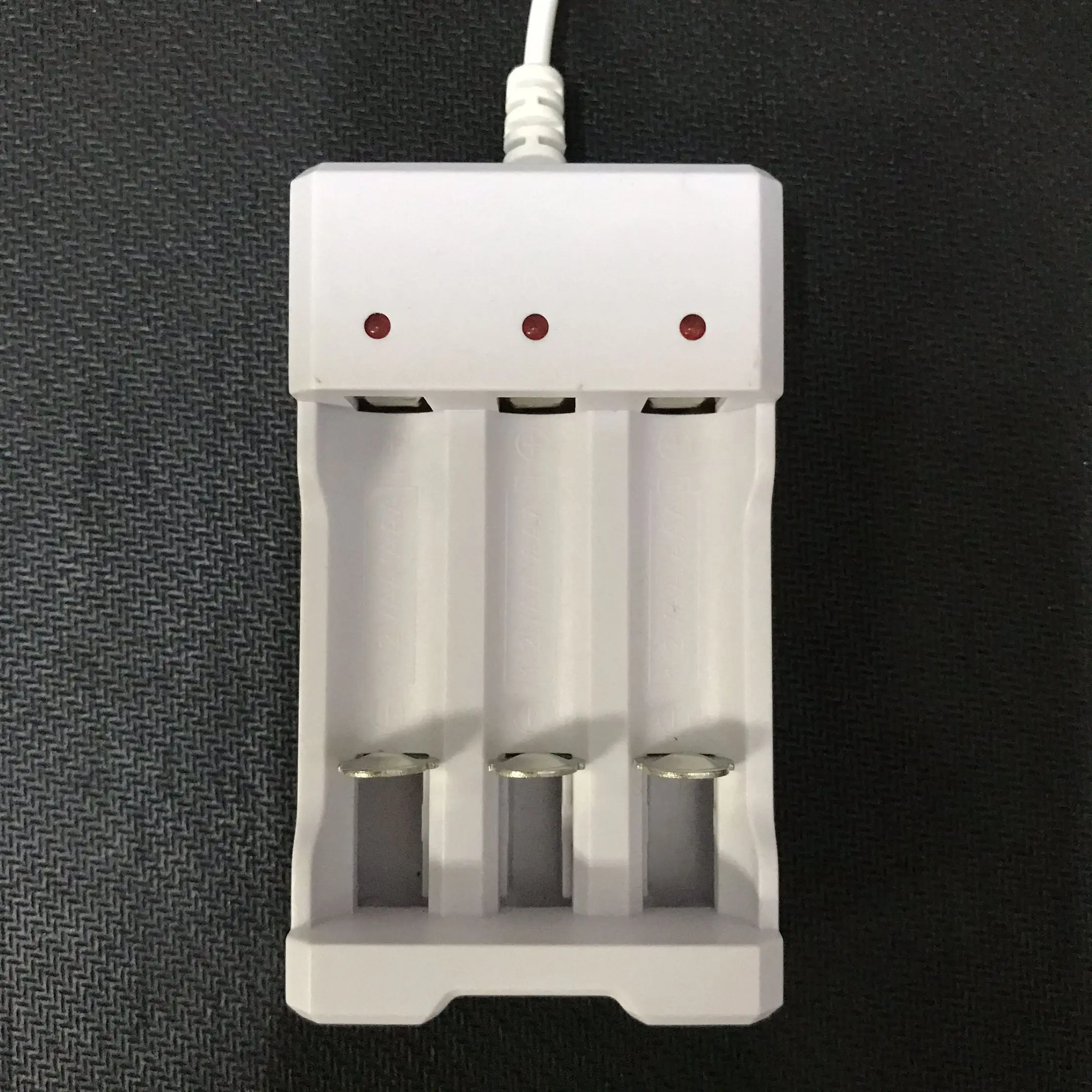 No. 5 and No.7AA/AAA recharger battery NI-MH & NI-CD  charger , Micro USB 5V 2.0A The best seller of Ni-MH/Ni-Cd Battery Charger