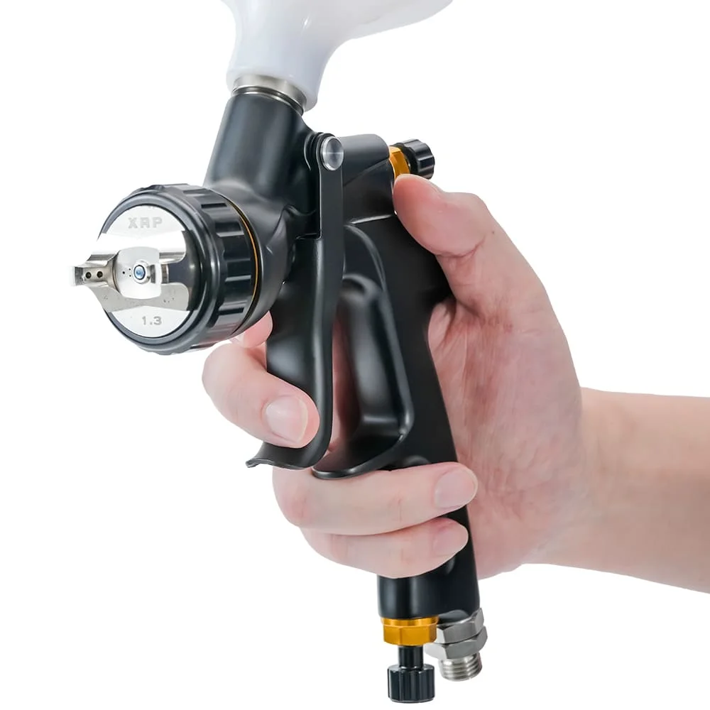 HTE LVMP Compressed air spray gun for clearcoat