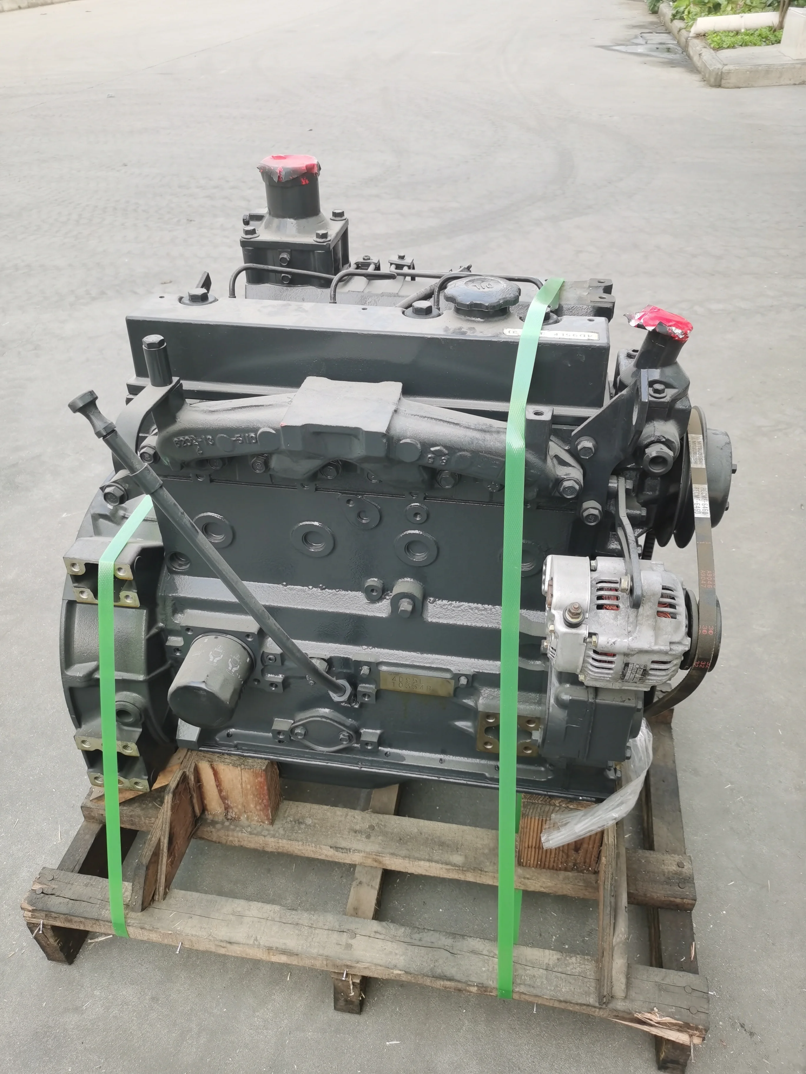 Imported Japan diesel engine assy 4D95LE-3 new stock 49KW  65HP 2600rpm 3.26L for construction for excavator