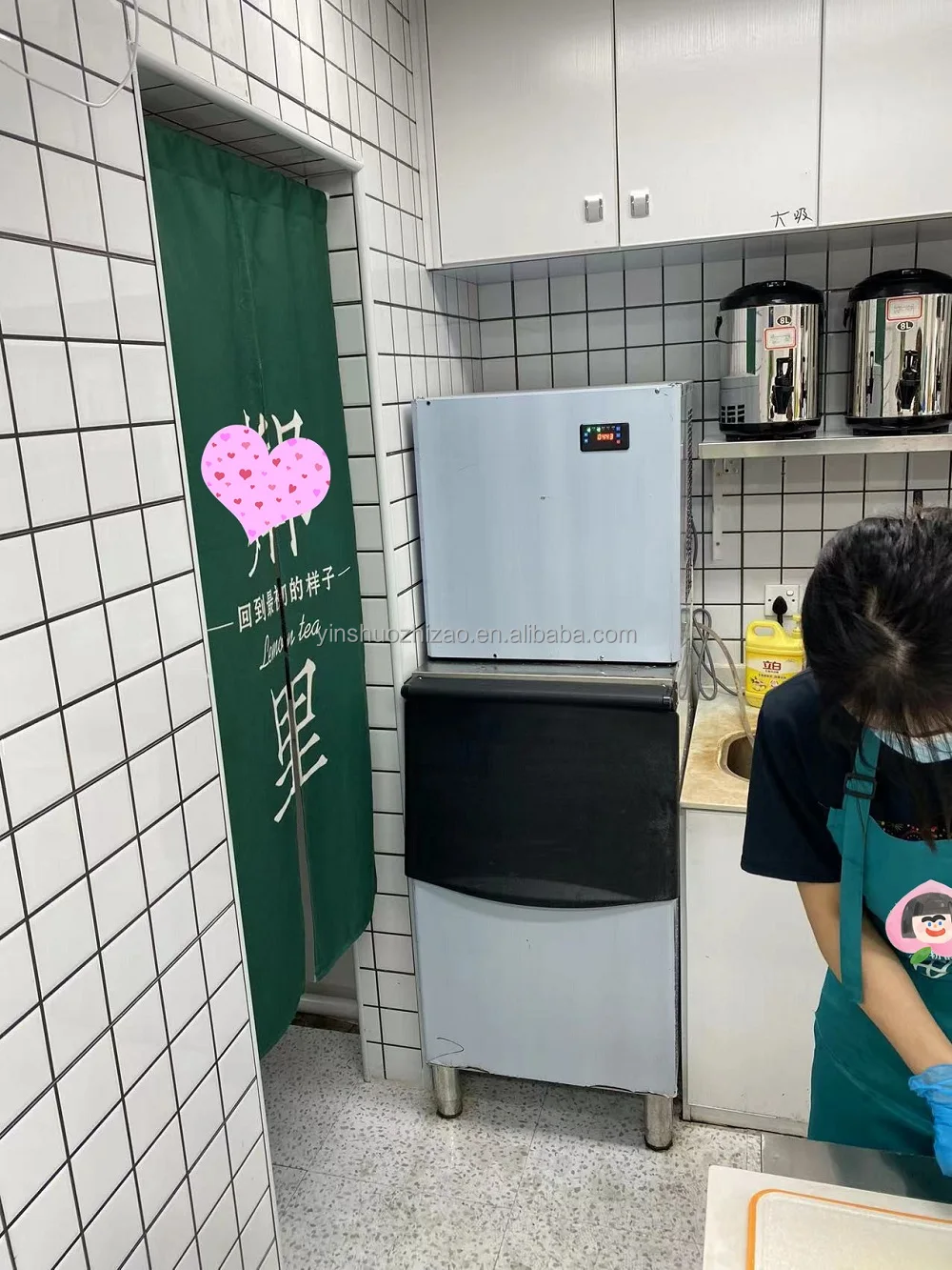 Automatic Clear Cube Ice Maker Machine Commercial ice machine for Cold Drink and Winner