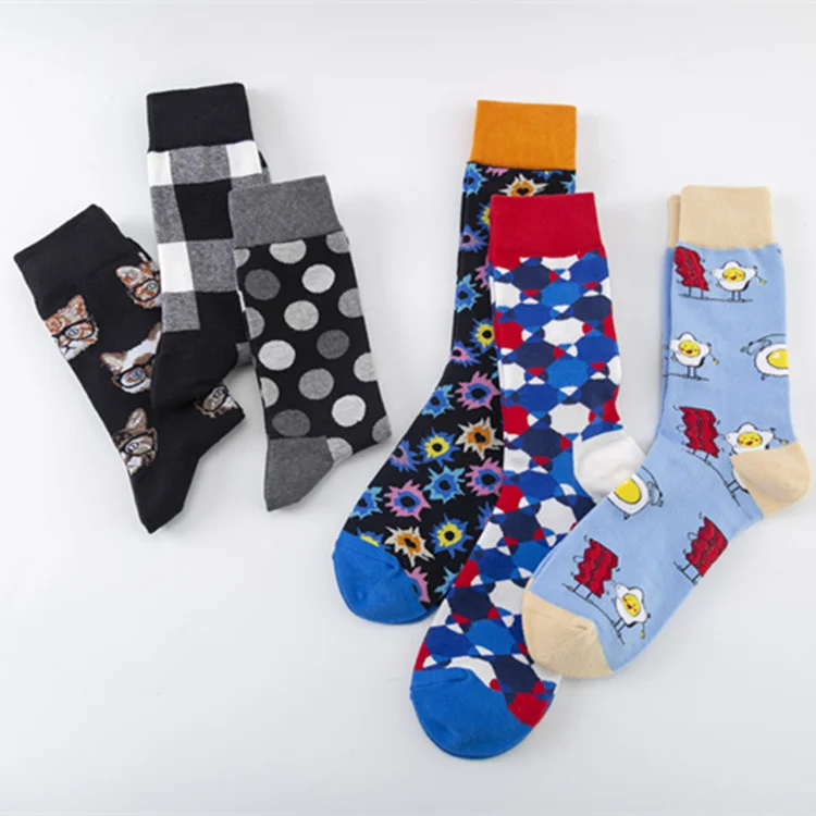 China Gold Manufacturer High Quality Designer Fashion Luxury Custom Combed Cotton Socks for Men