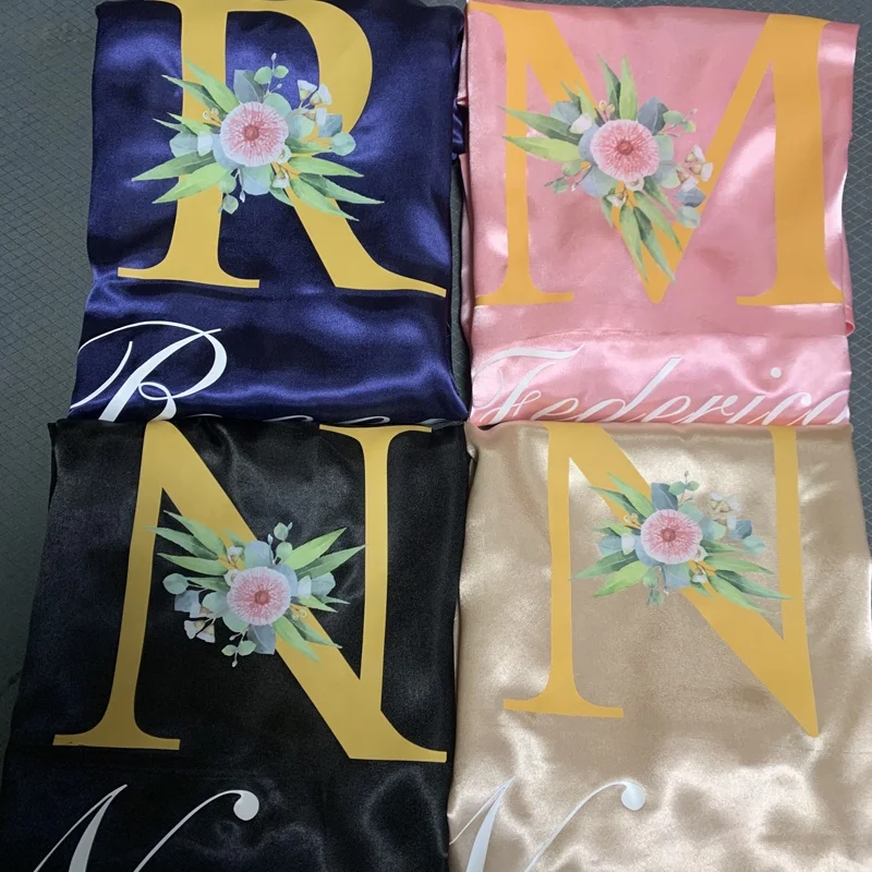 Custom Wedding Dressing Gown Personalised Names Bride Robes Bridesmaid Satin Custom Robes for Gifts Sleepingwear