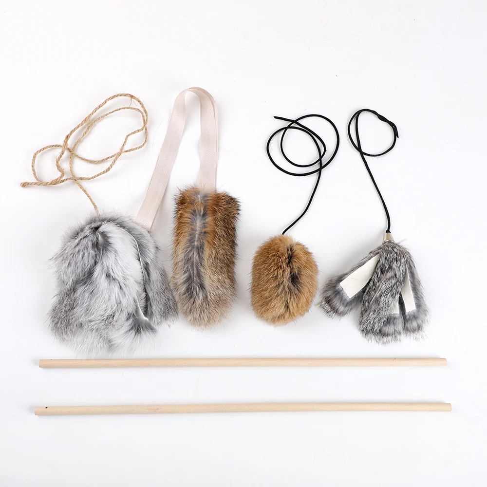 Natural Wood Sticks with Rabbit Fur Teaser Cat Entertainment Toys for Feline Fun and Play