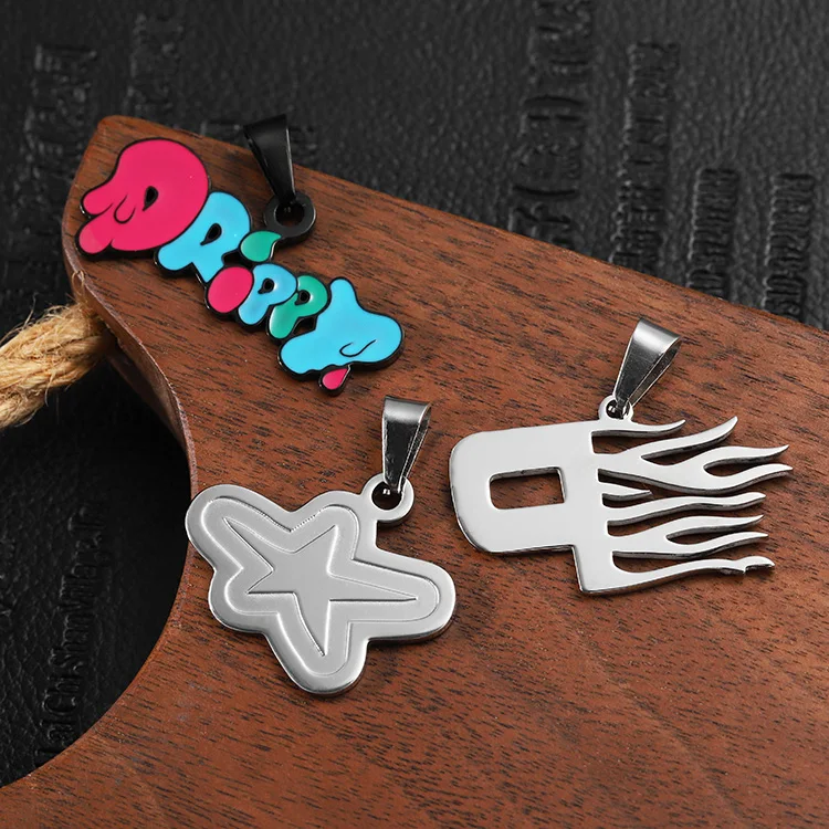 2024 New Fashion Pendant Necklaces Gold Silver Plated Stainless Steel Charms Cute 2d 3D Logo Letter Pendants for Necklace