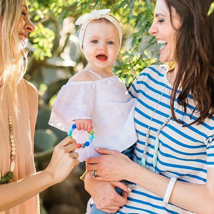 Wholesale Amazon BPA Free Baby Teething Bracelet Rings Durable Rainbow Color Food Grade Silicone Beads Baby Teether
