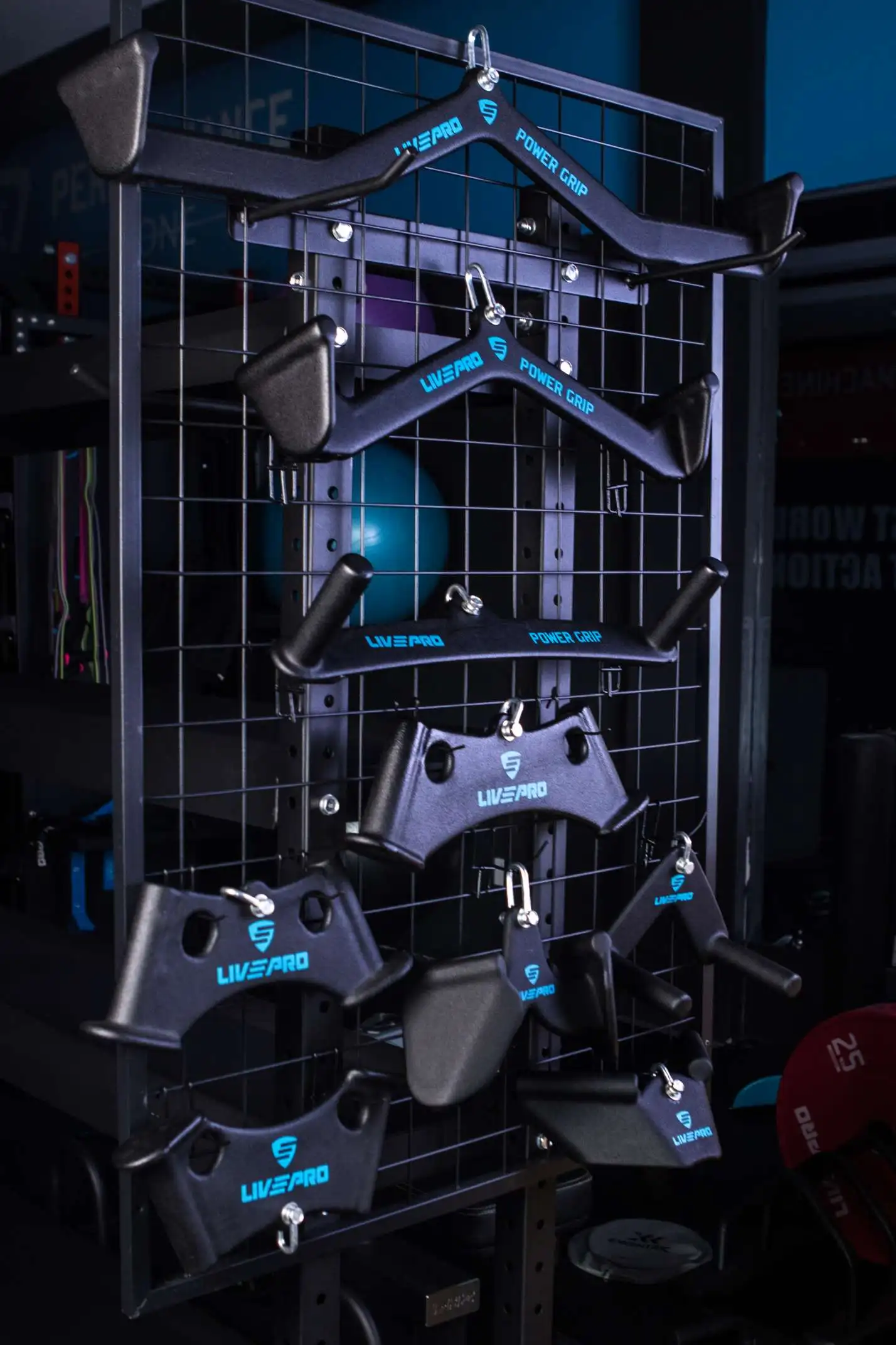 MEDIUM DISTANCE GRIP HANDLE Gym Pulldown Attachments Handle, Pull Down Bar with Ergonomic Handle, Cable Machine Attachments