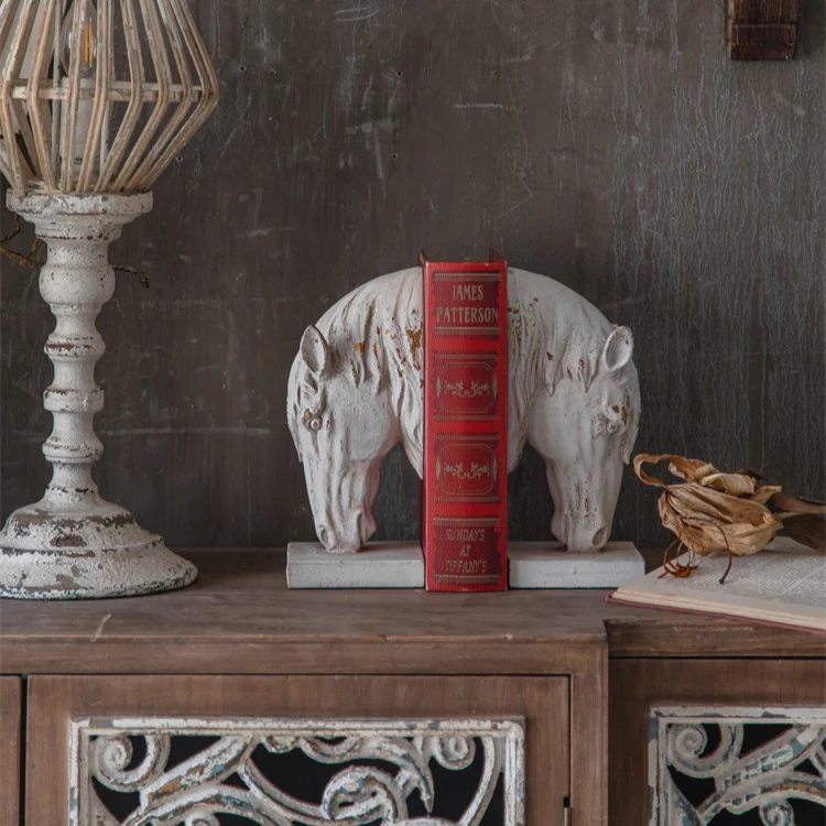 Minhui Home Decoration Living Room Craft Antique Vintage White Resin White Horse Decorative Art