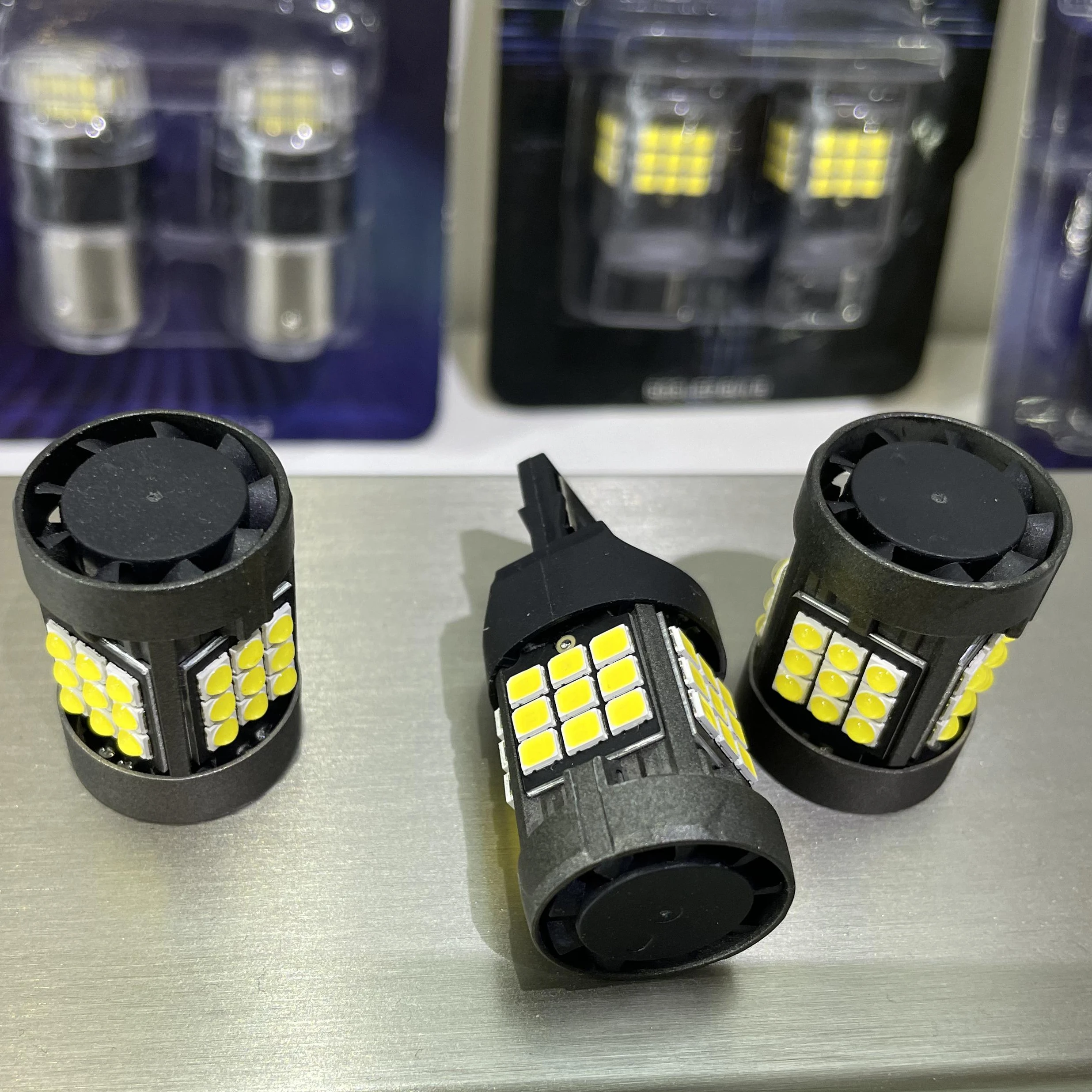CANBUS Error Free T20 7440NA 7441 W21W WY21W S25 1156 Blinker Replacement White Amber Turn Signal Lights 7443 7440 LED Bulbs