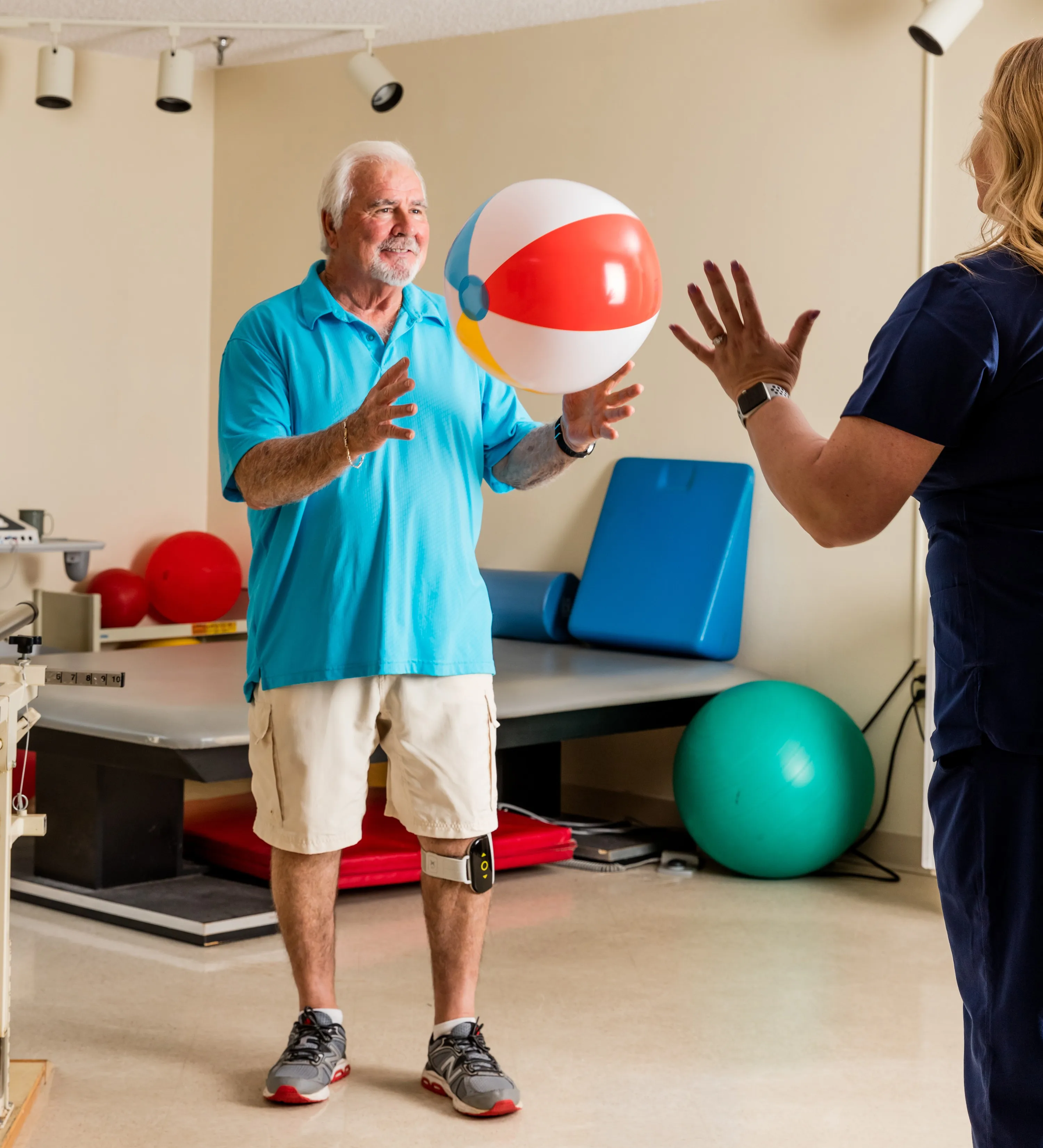 XFT MS Patient Recovery Functional Electrical Stimulation (FES) Device for Spinal Cord Injury