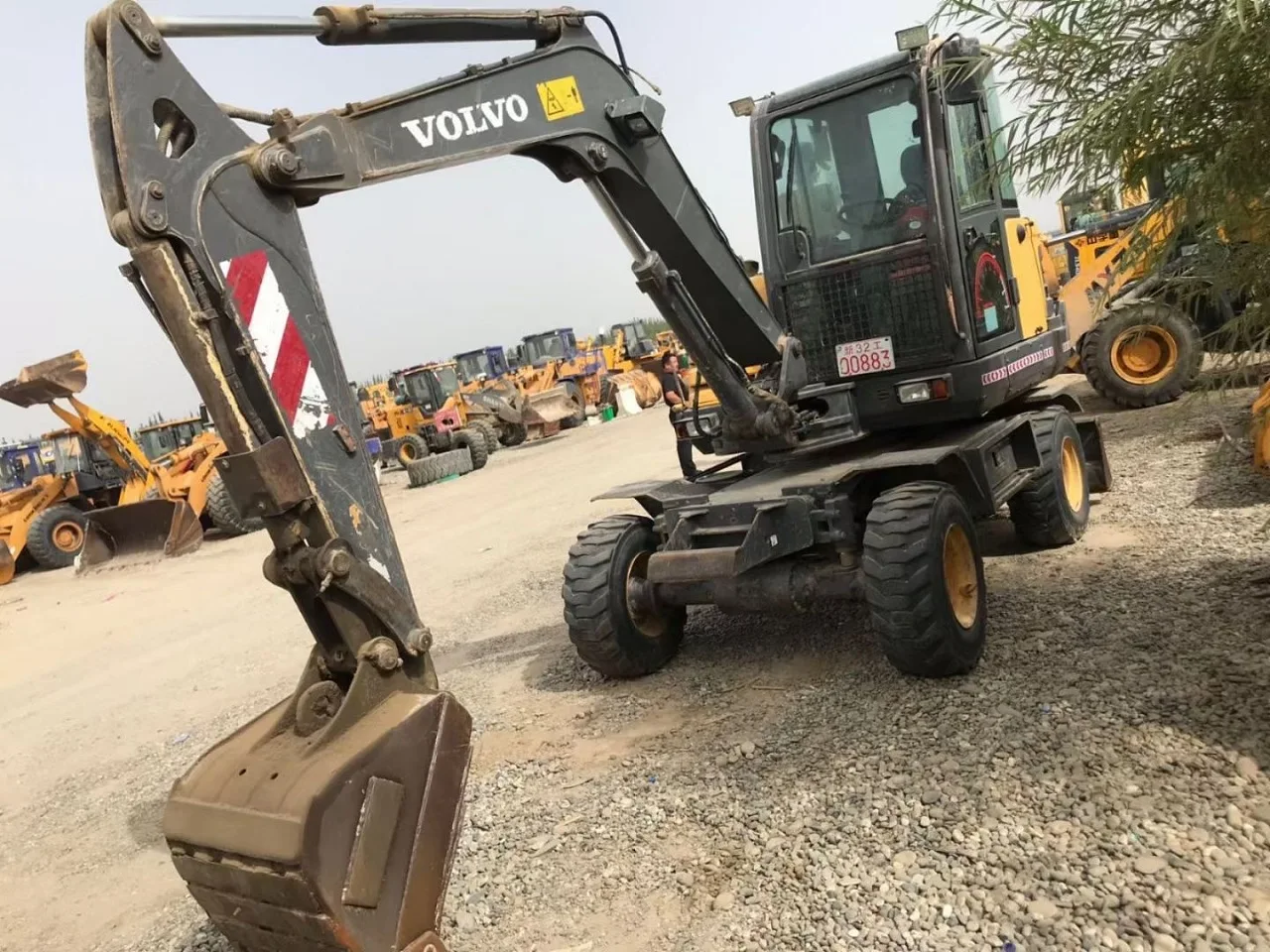 used mini excavators Volvo EC60C used cheap Volvo 6ton crawler digger pricr low 210B 210D 240B excavator