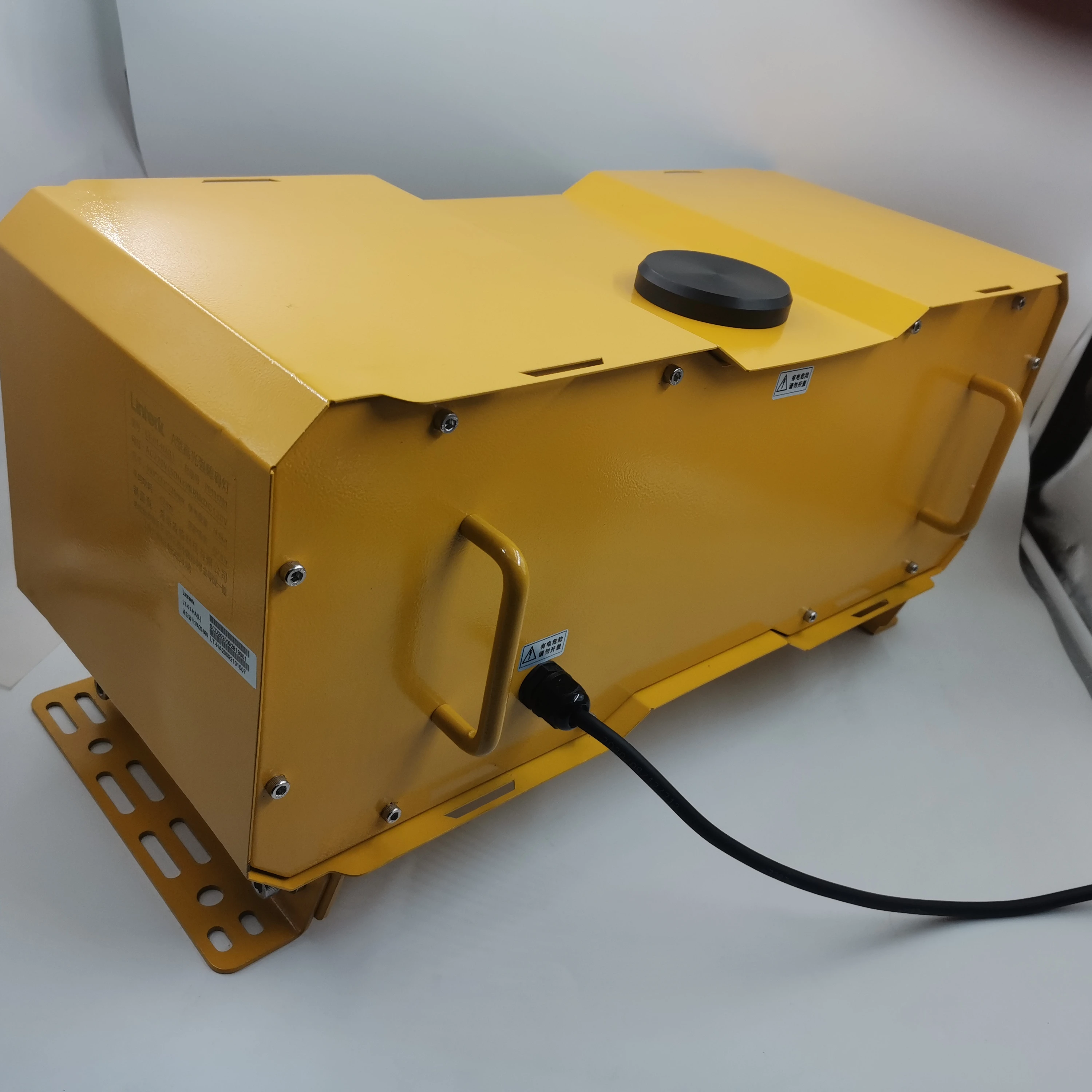 ICAO High-Intensity Aircraft Warning Light Type A, 200.000 cd White Flashing LED Tower Obstruction Light Aviation