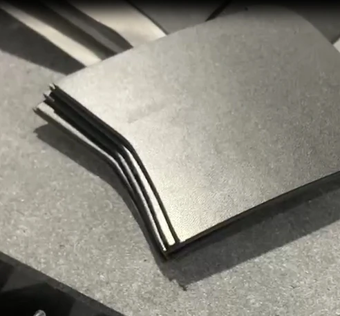 Appropriate price, production efficiency and high efficiency shoe leather cutting machine