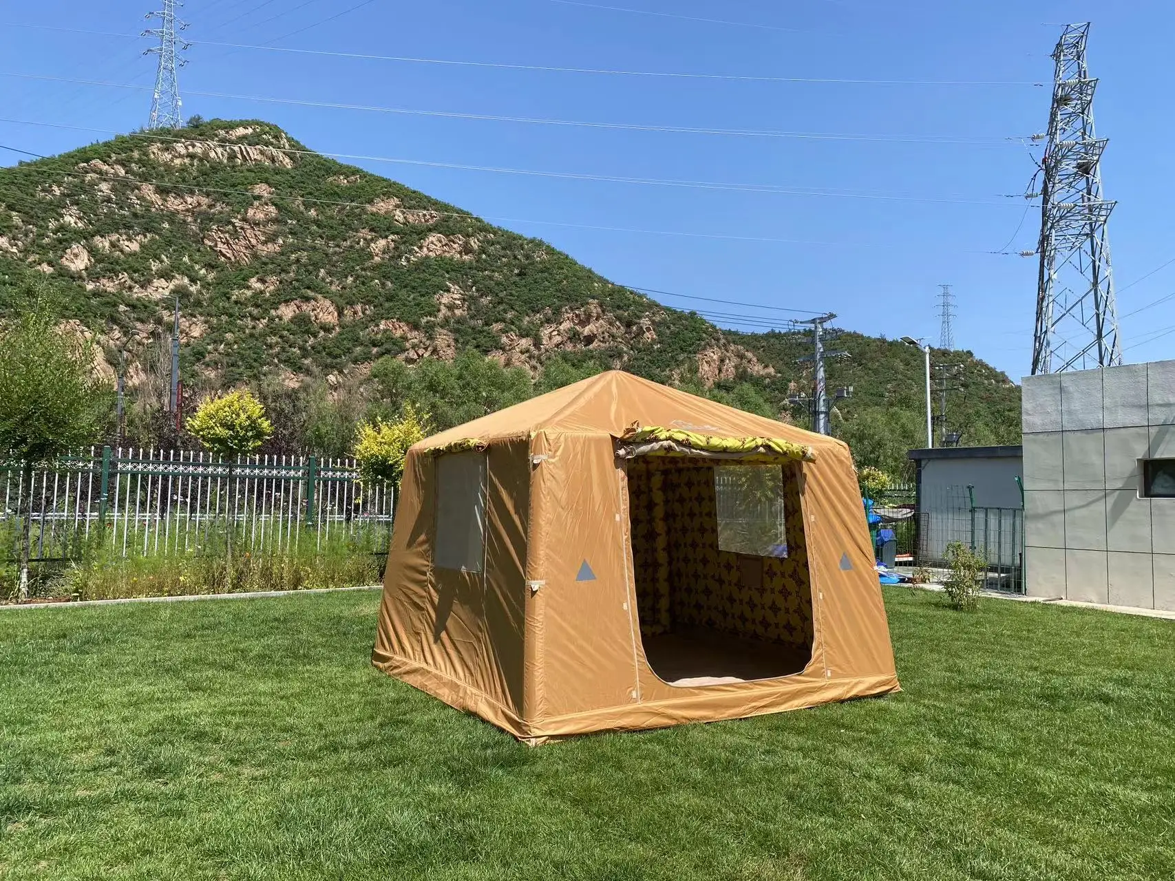 Yatu Best Price Arabian air tent inflatable  outdoor for 6 person inflatable tent outdoor camping on inflatable camping tent