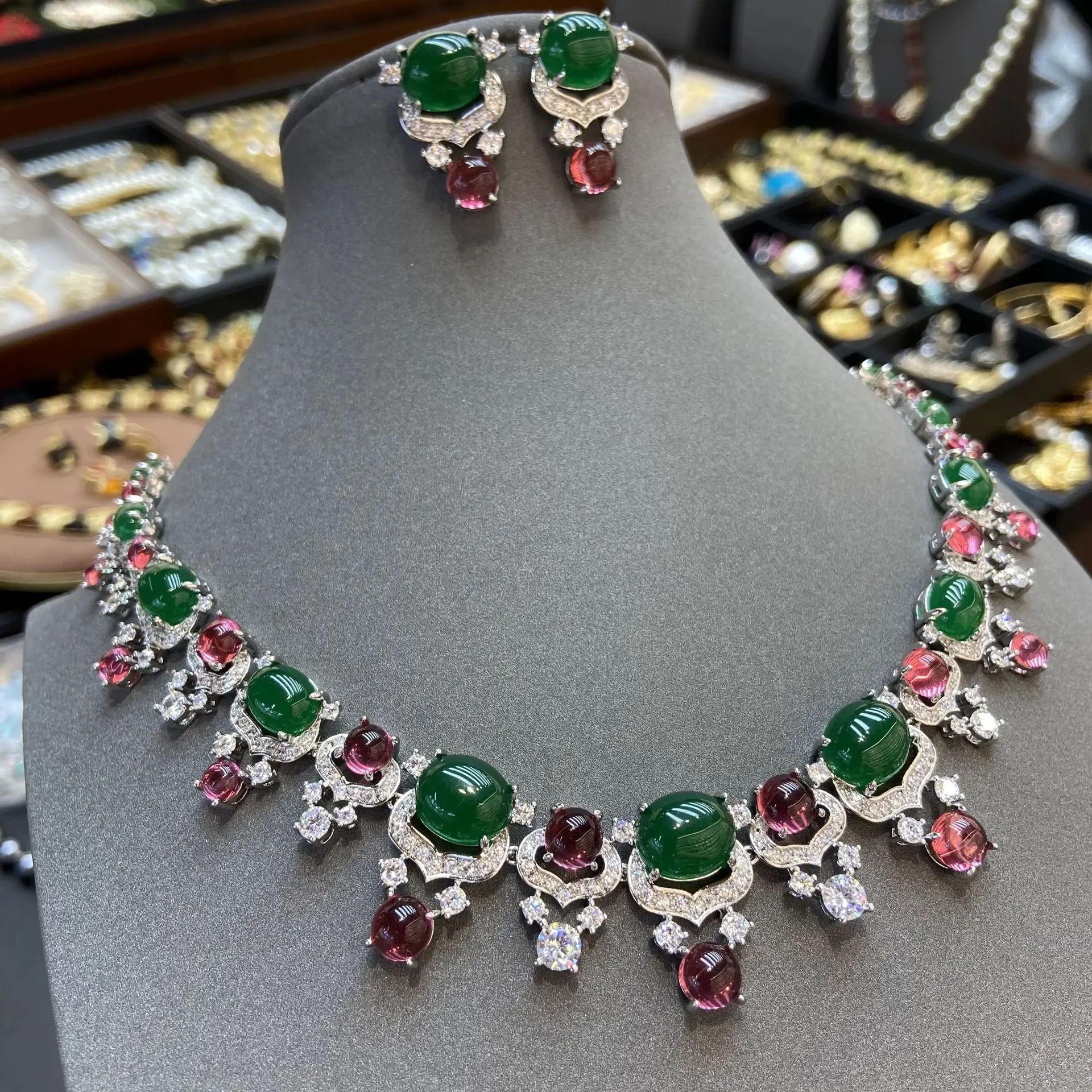 Fashion top trend Green agate ruby red color crystal luxury chocker necklace earring sets  for wedding