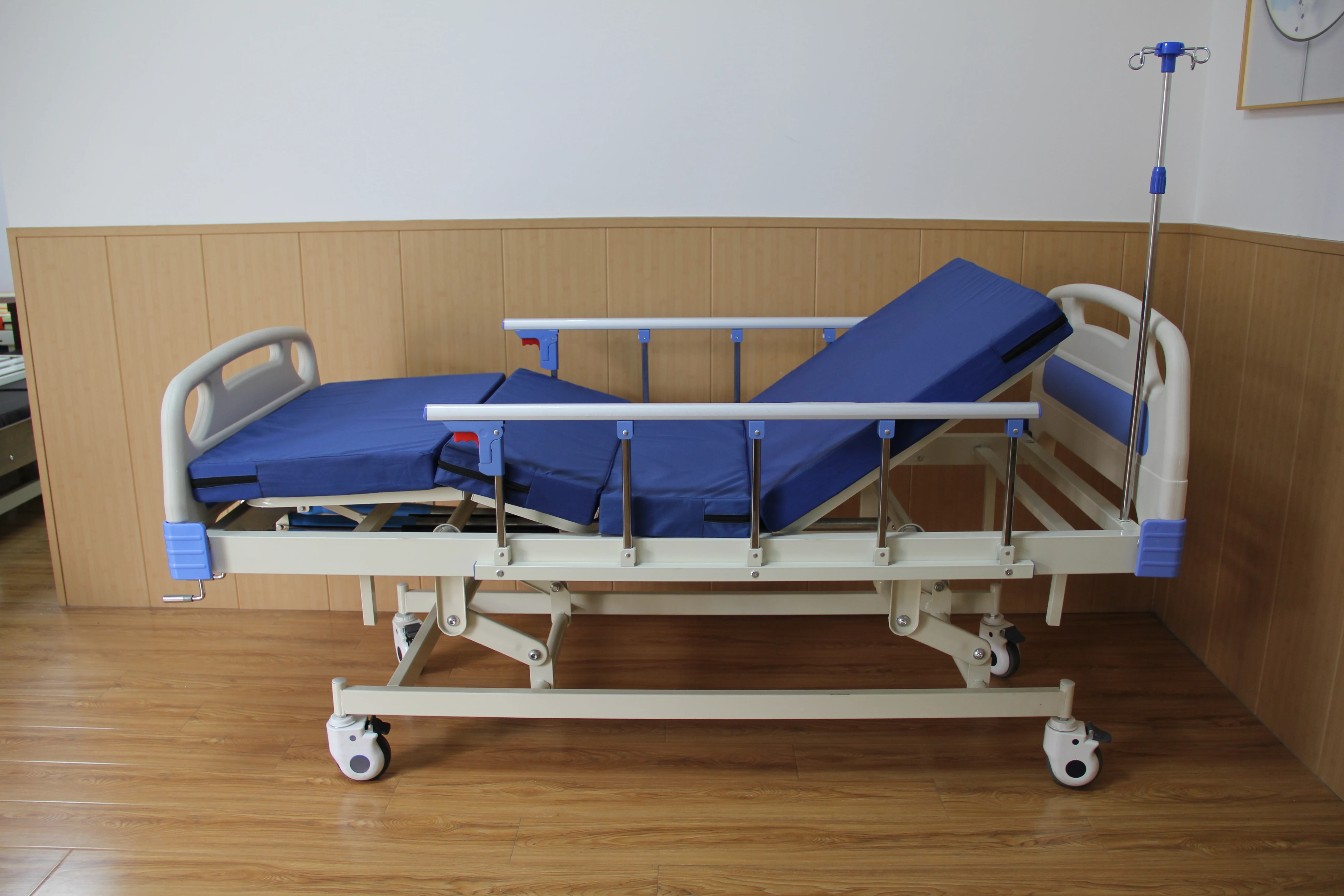 Hot sale manufacturer ABS head Aluminum Alloy hospital bed nursing medical equipment bed With Mattress for patient