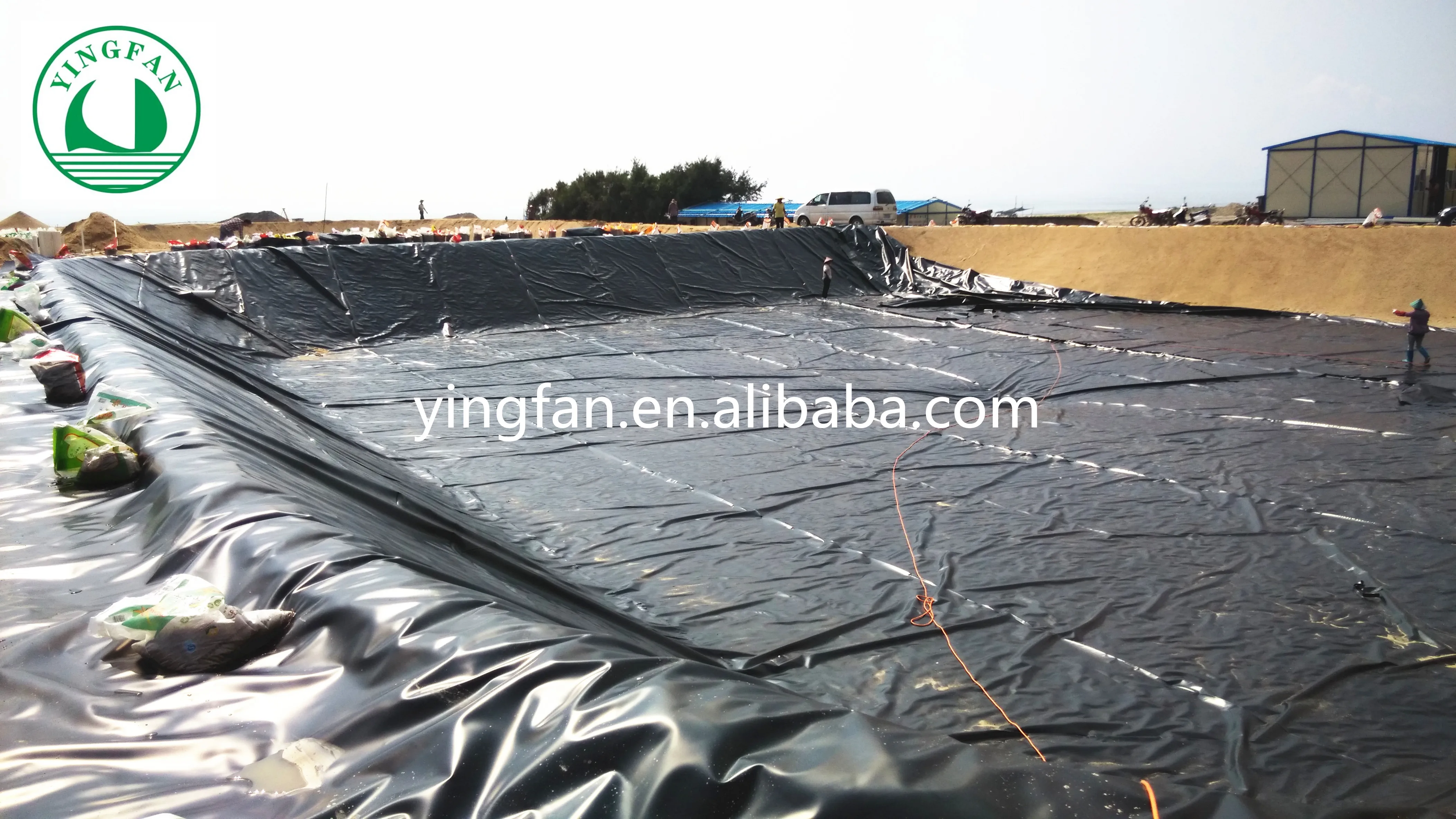 0.5mm Polyethylene HDPE Black Rolls Waterproof Geomembrane HDPE 1mm for Fish Shrimp Farming in Singapore