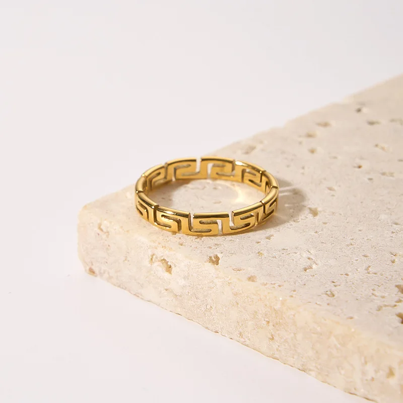 High Quality 18k Gold Plated Stainless Steel Rings Men Women Jewelry Maze Celtic Designs Greek Key Band Ring