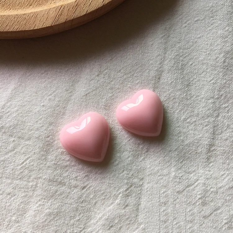 Hot Sale Candy Charm Flat Back Loose Bead Resin Handmade Jewelry Heart Shape Cabochon