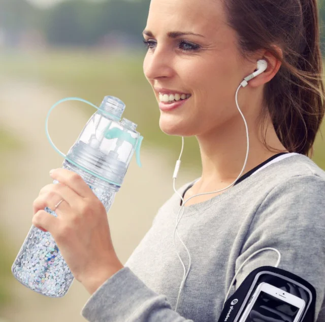 Glowing Misting Insulated Water Bottle, Portable Outdoor Leak-Proof Spray Moisturizing Cooling Sports Bottle Hand Cup