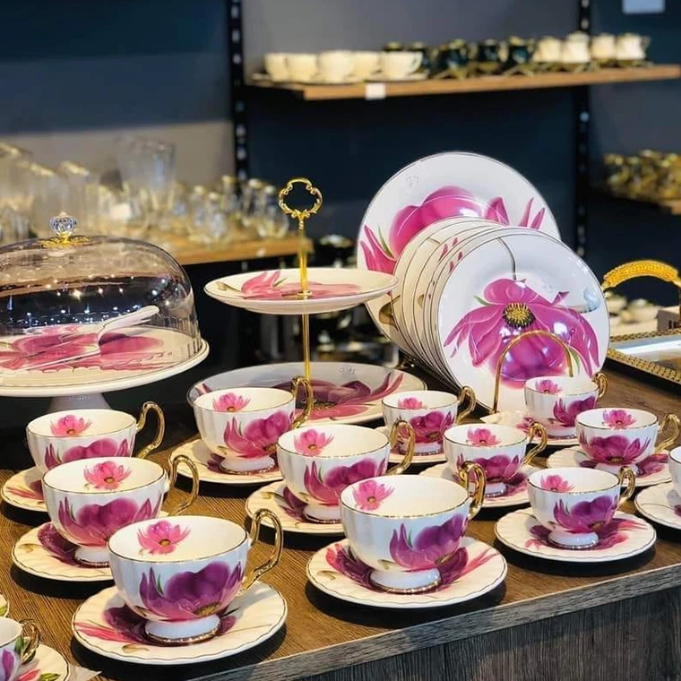Набор из 6 предметов современные элегантные персонализированные керамические фарфоровые декоративные цветочные чайные чашки набор блюдца для подарка