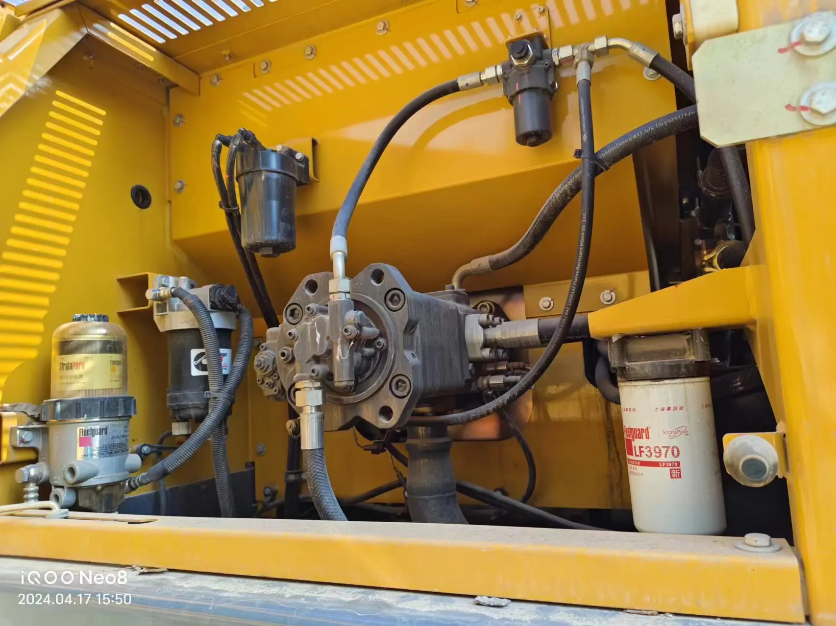 XCMG Official Used Excavator Equipment XE305D Excavator Used in Construction
