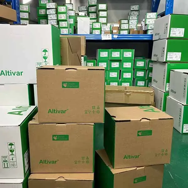 Модуль аналогового ввода ПЛК CompactLogix 32 Pt 24V DC D/I 1769-IQ32 в наличии на складе
