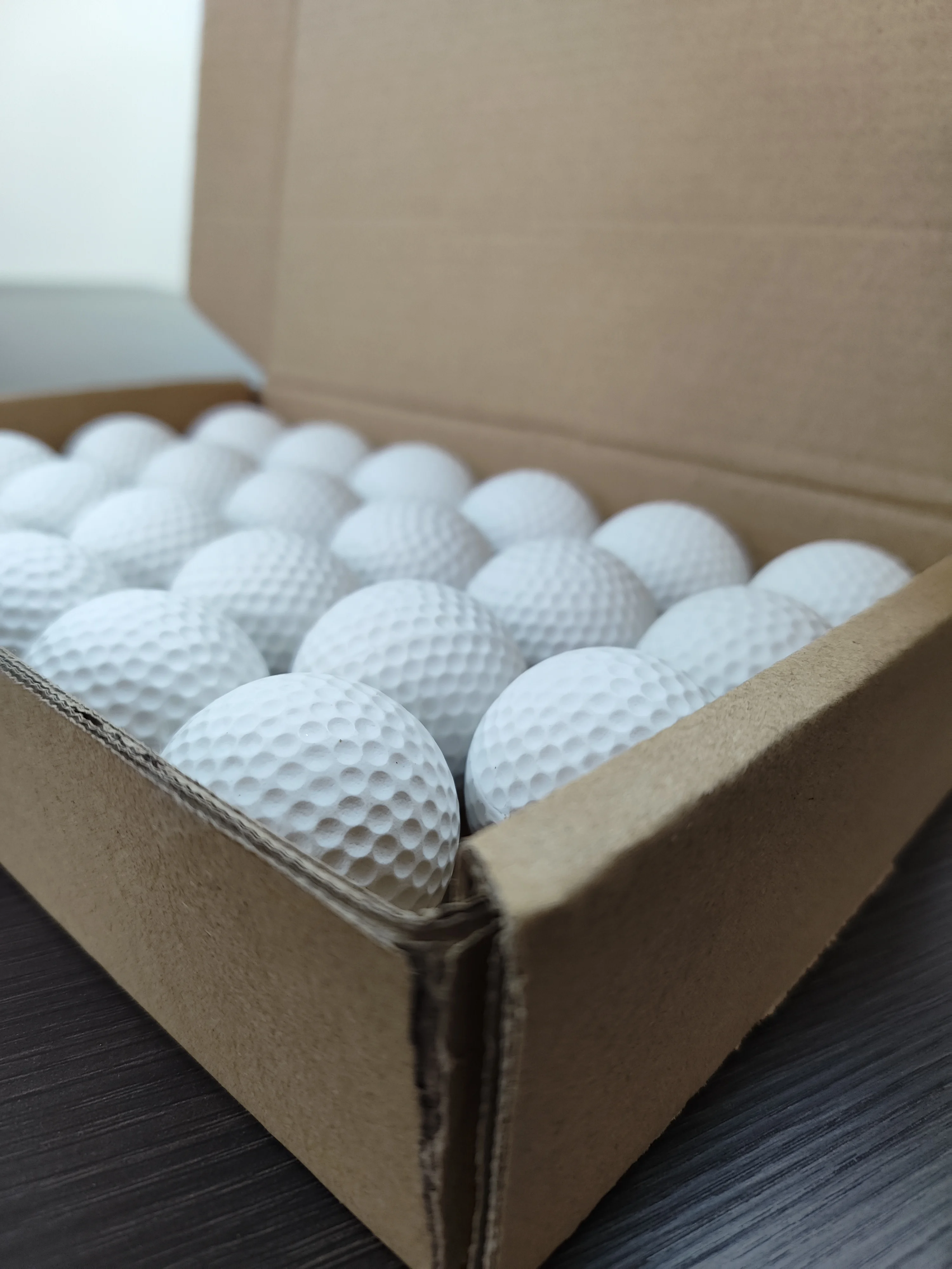Wholesale Custom Printed NON-TOXIC Fully Biodegradable GOLF BALLS THAT DISSOLVE IN WATER ECO FRIENDLY GOLF BALLS