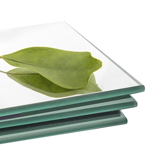 Декоративное зеркало S-образной формы 4 мм волнистое