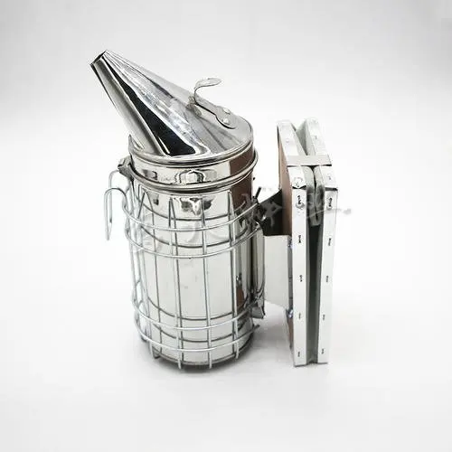 High Quality Beekeeping Tools Bee Somker Metal Material Manual Operation Beekeeping Equipment