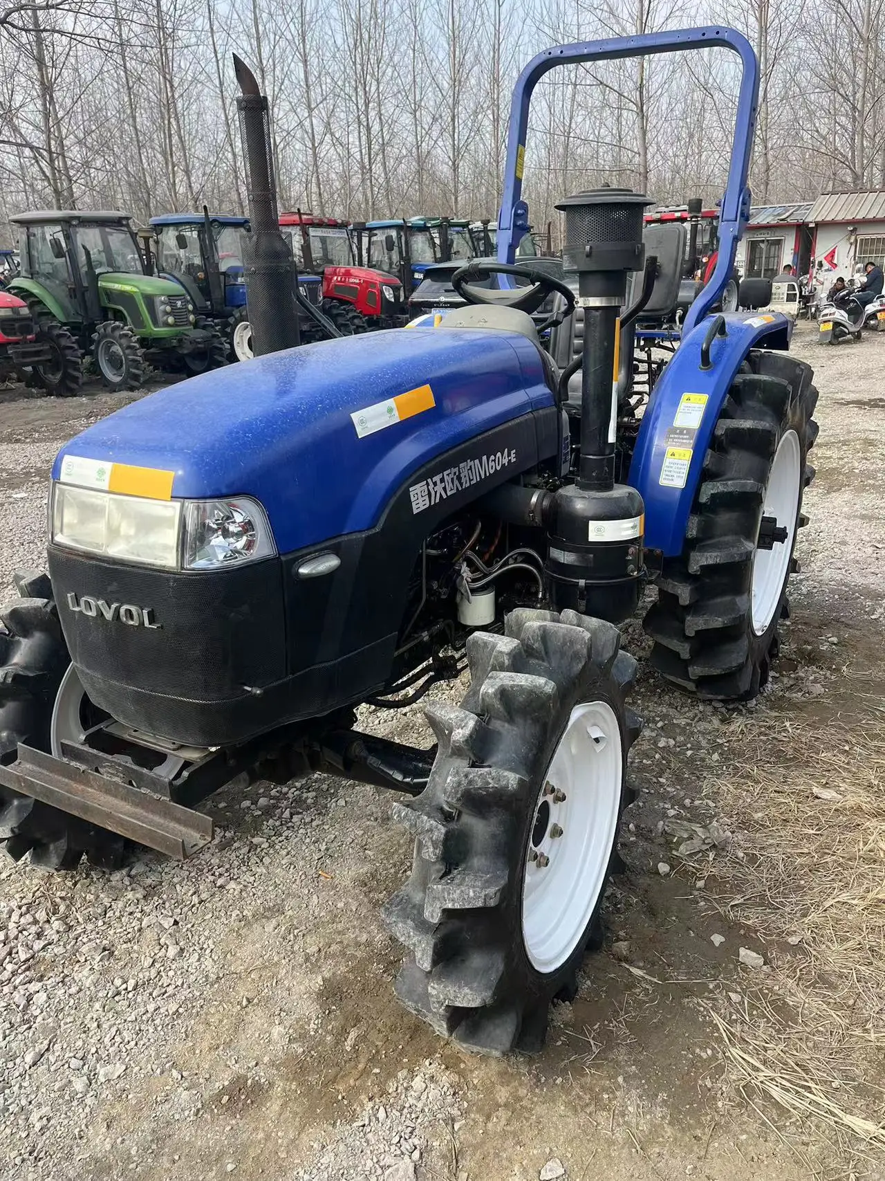 New arrival 60hp 4wd used tractor in good condition for 4*4 tractor