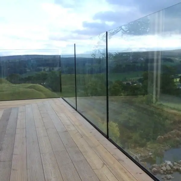 HYQY A10 Outdoor Top Terrace Glass Railing System Aluminum U Channel with Adjustable LED Light  Strip