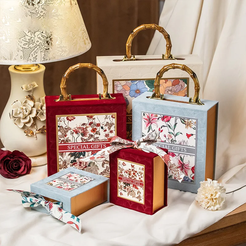 French romantic wedding companion bamboo Festival hand-held gift box